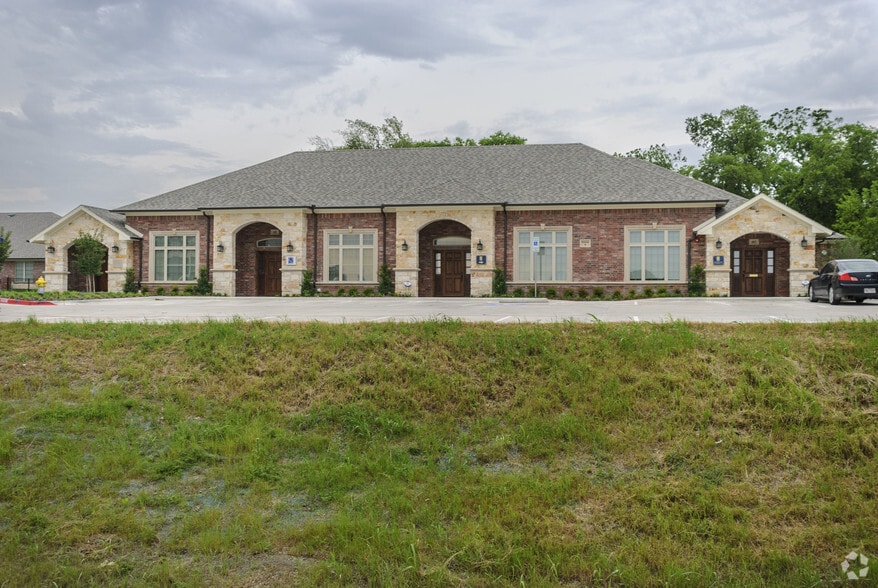 8765 Stockard Dr, Frisco, TX for lease - Building Photo - Image 2 of 11