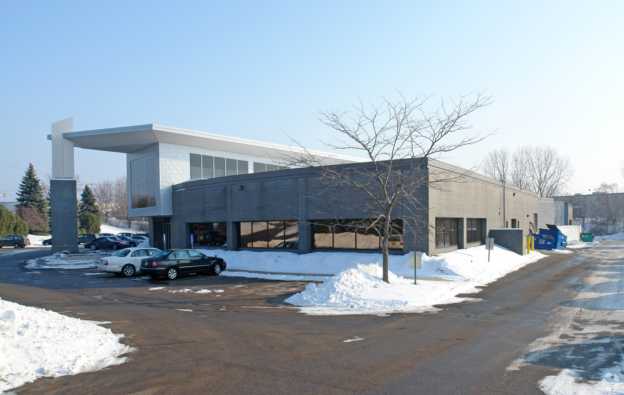 6801-6811 Flying Cloud Dr, Eden Prairie, MN for lease Primary Photo- Image 1 of 6