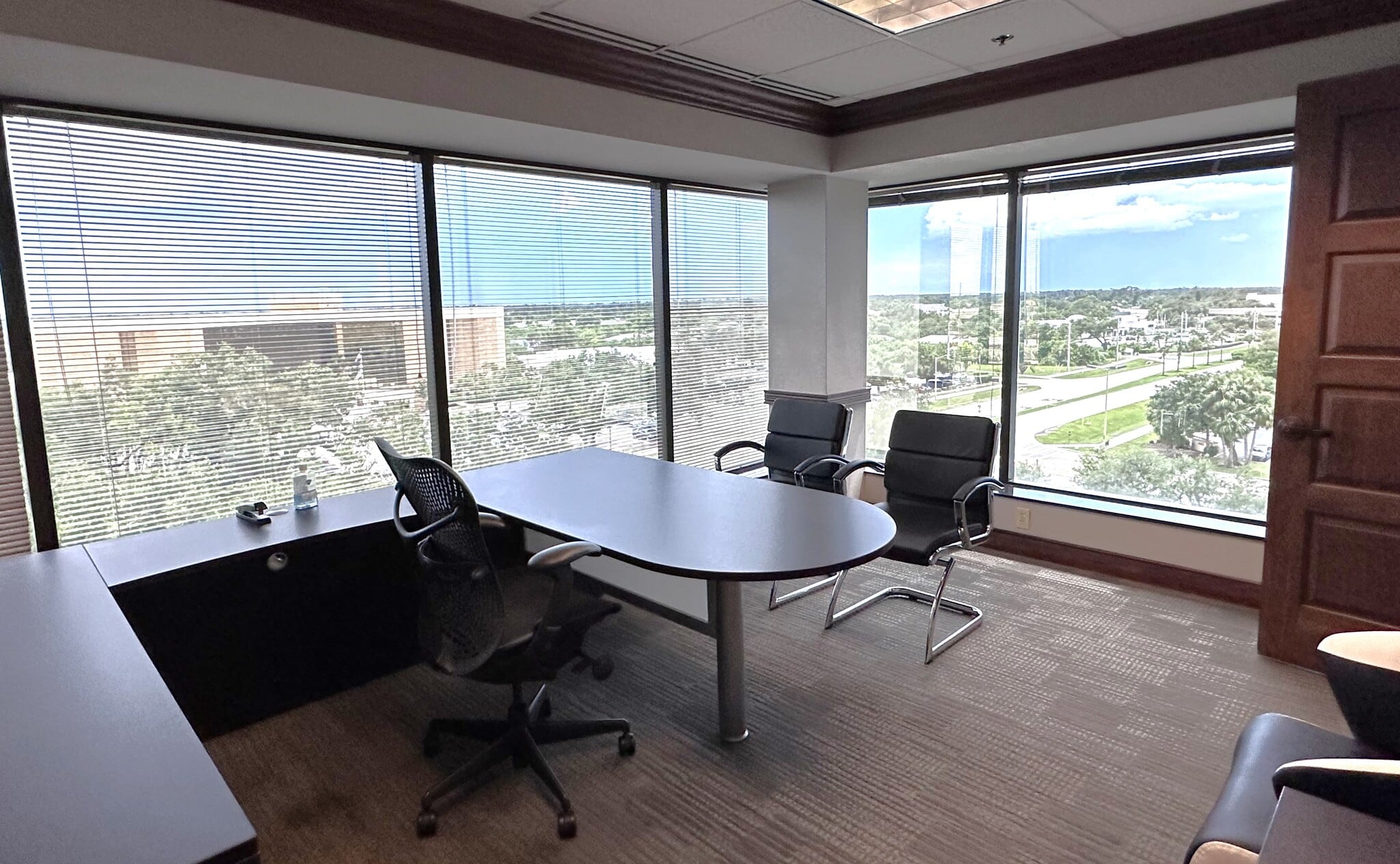 18501 Murdock Cir, Port Charlotte, FL for lease Primary Photo- Image 1 of 36