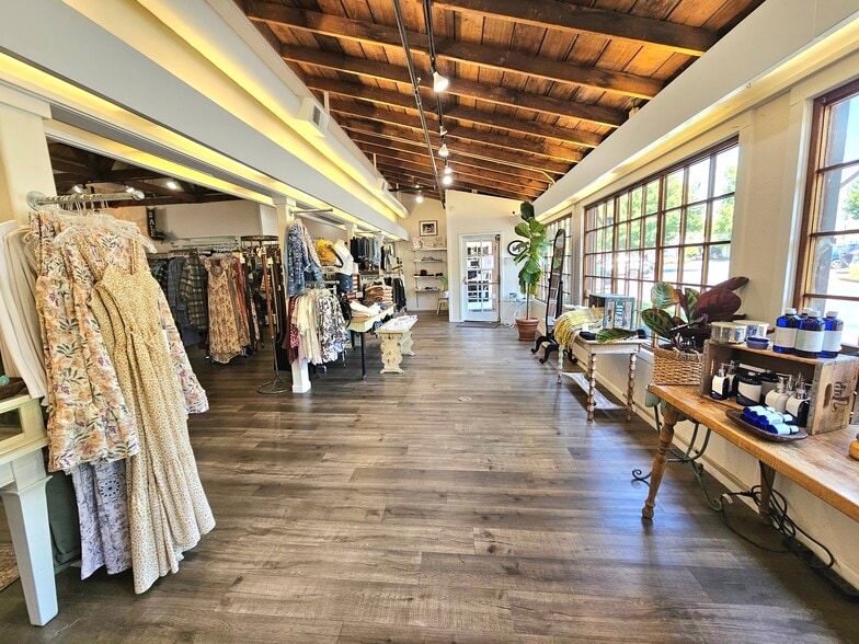 250 Vallombrosa Ave, Chico, CA for lease - Interior Photo - Image 2 of 9