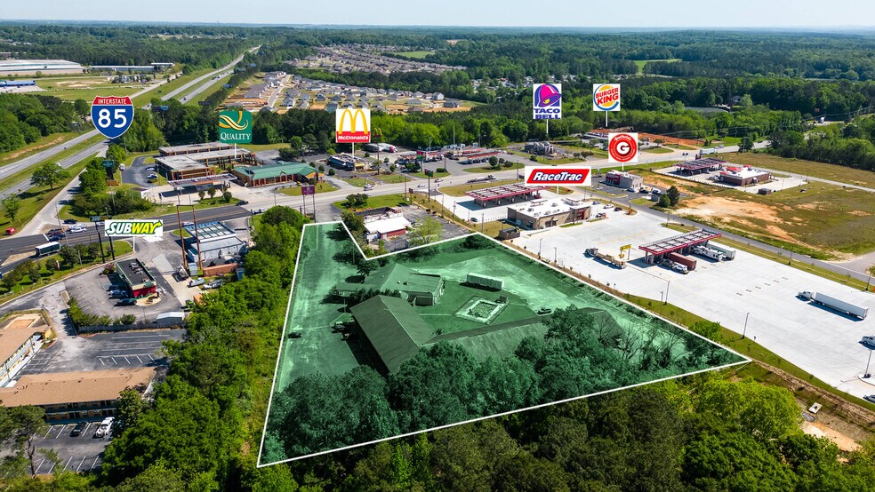 1105 Columbus Pky, Opelika, AL for sale - Primary Photo - Image 1 of 1