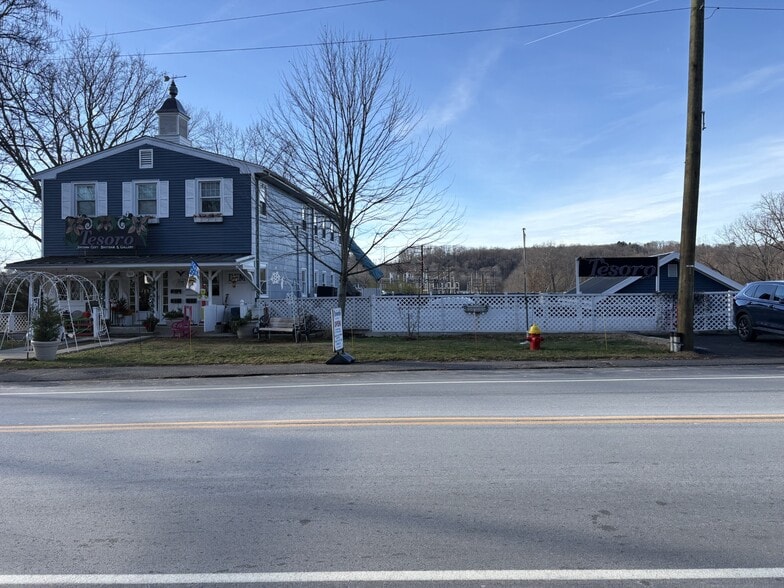 763 Hanover Rd, Meriden, CT for sale - Building Photo - Image 1 of 4