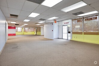 1402-1472 Old Dixie Hwy, Vero Beach, FL for lease Interior Photo- Image 2 of 4