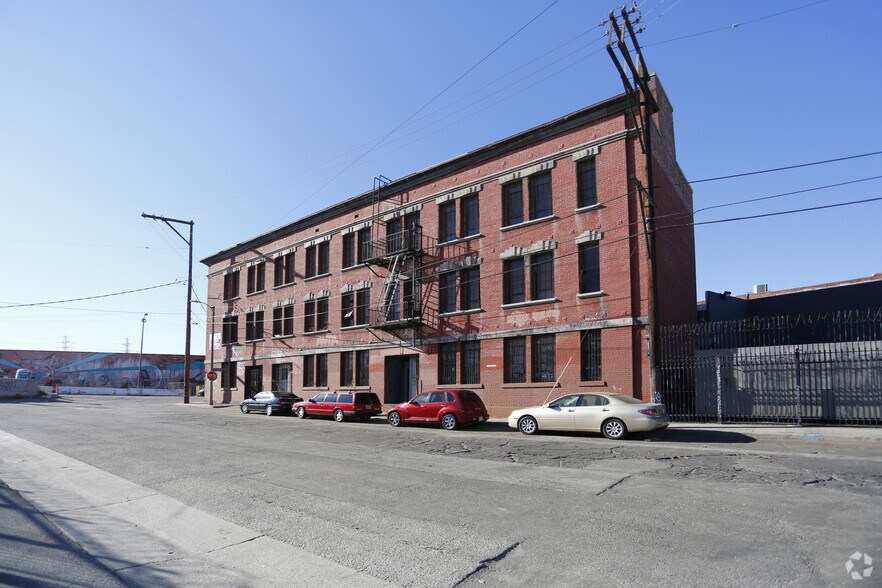 1727 N Spring St, Los Angeles, CA for sale - Building Photo - Image 3 of 4