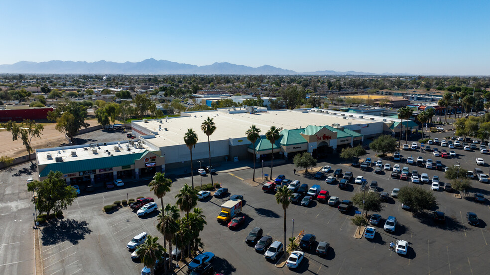 6601 W Indian School Rd, Phoenix, AZ for sale - Building Photo - Image 1 of 10