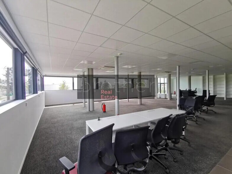 Office in Mérignac for lease - Interior Photo - Image 2 of 9