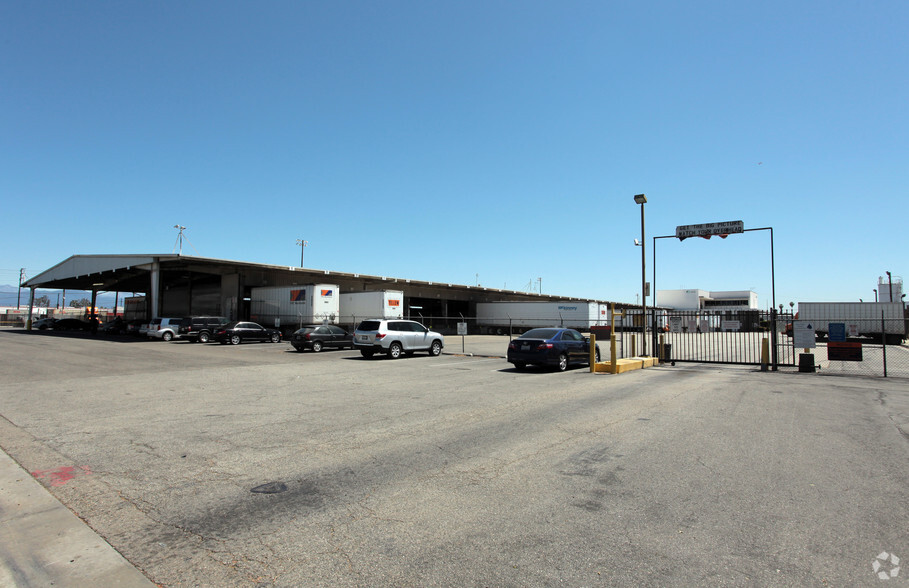 4650-4690 S Eastern Ave, Commerce, CA for lease - Primary Photo - Image 2 of 2