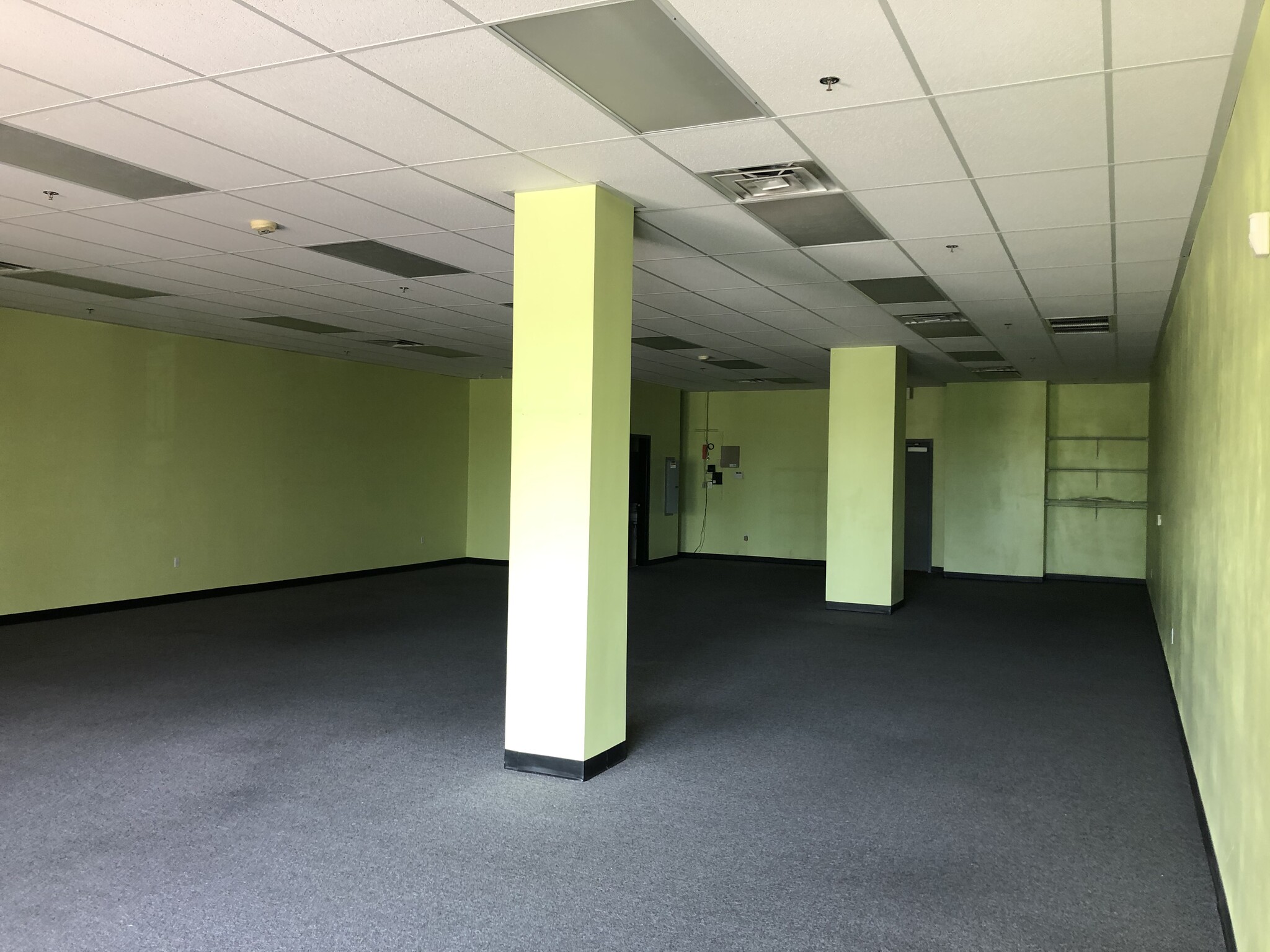 Northern Beltway, Las Vegas, NV for lease Interior Photo- Image 1 of 2