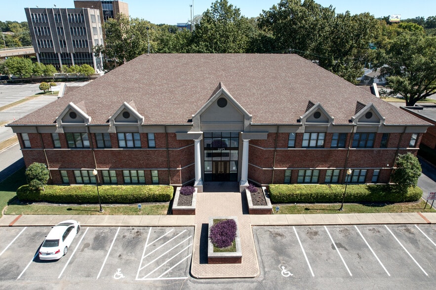 2693 Union Avenue Ext, Memphis, TN for lease - Building Photo - Image 1 of 13