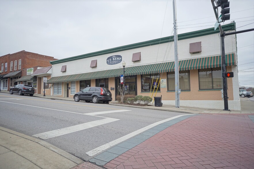 127-131 S Water Ave, Gallatin, TN for lease - Building Photo - Image 3 of 14