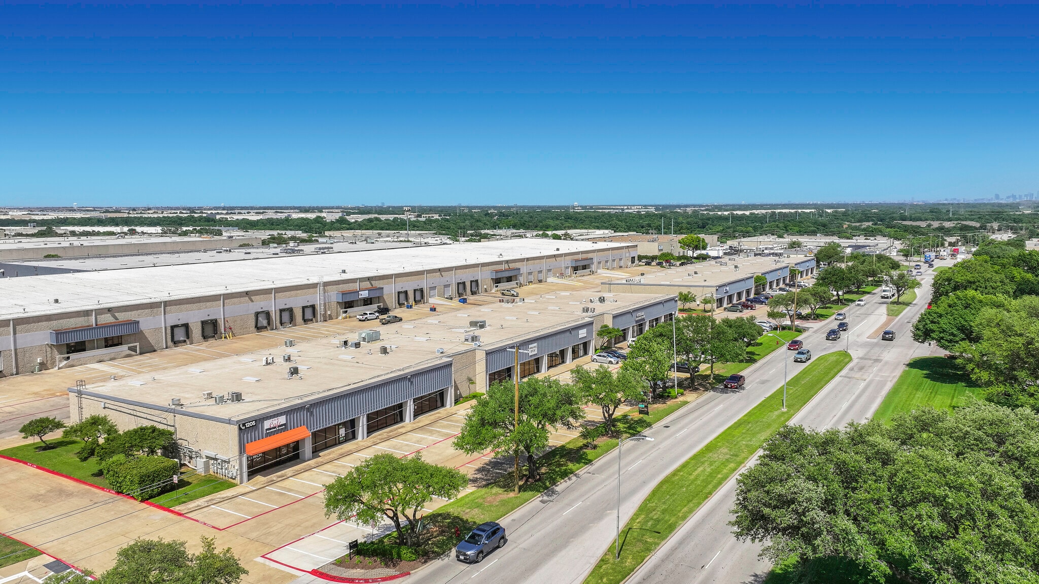 1205 W Carrier Pky, Grand Prairie, TX for lease Aerial- Image 1 of 22