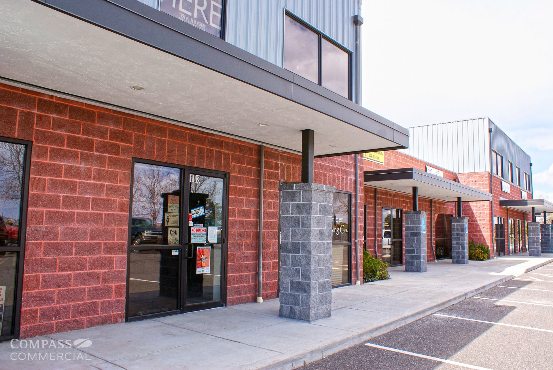 1950 SW Badger St, Redmond, OR for lease Interior Photo- Image 1 of 5