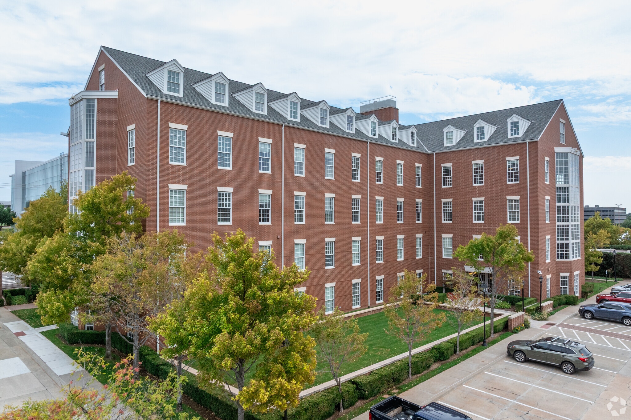 6001 N Classen Blvd, Oklahoma City, OK for lease Primary Photo- Image 1 of 7