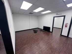 705 N Greenville Ave, Allen, TX for lease Interior Photo- Image 2 of 13