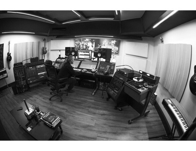 55 Indian Peaks Dr, Nederland, CO for sale - Primary Photo - Image 3 of 47