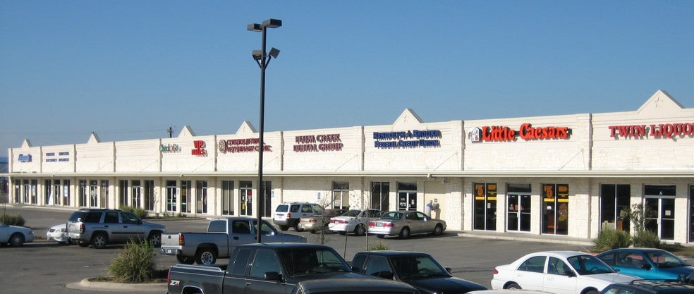 1711 S Colorado St, Lockhart, TX for sale - Building Photo - Image 1 of 1