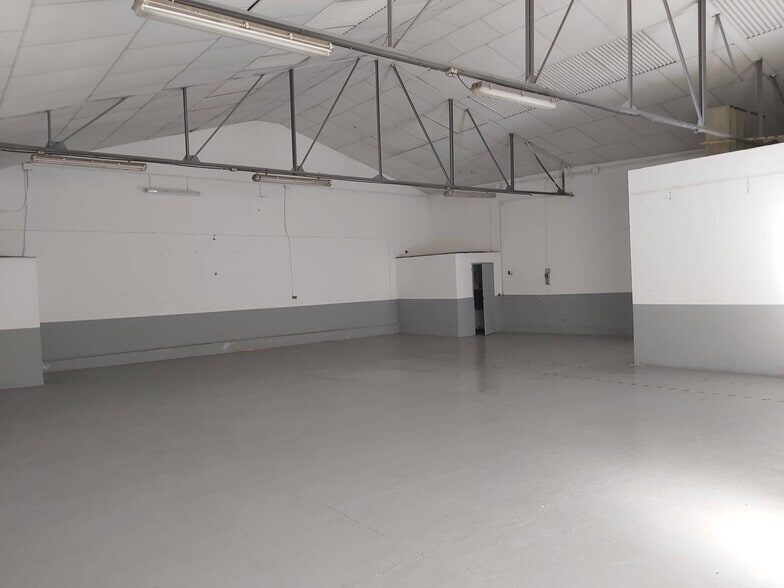 Industrial in Torrejón de Ardoz, Madrid for sale - Building Photo - Image 2 of 6