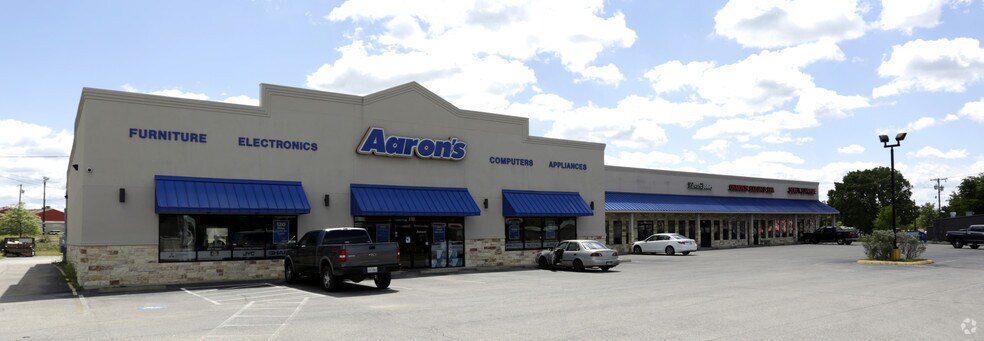 1414 E Tyler St, Athens, TX for sale - Primary Photo - Image 1 of 1