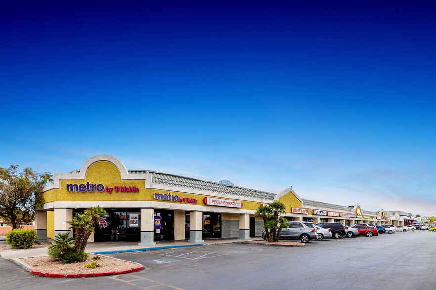 3250-3280 N Las Vegas Blvd, Las Vegas, NV for lease - Building Photo - Image 3 of 8