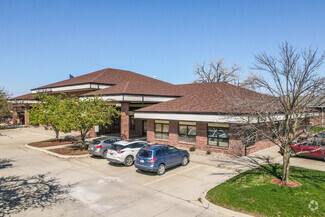 More details for 5075 E University Ave, Pleasant Hill, IA - Office for Lease