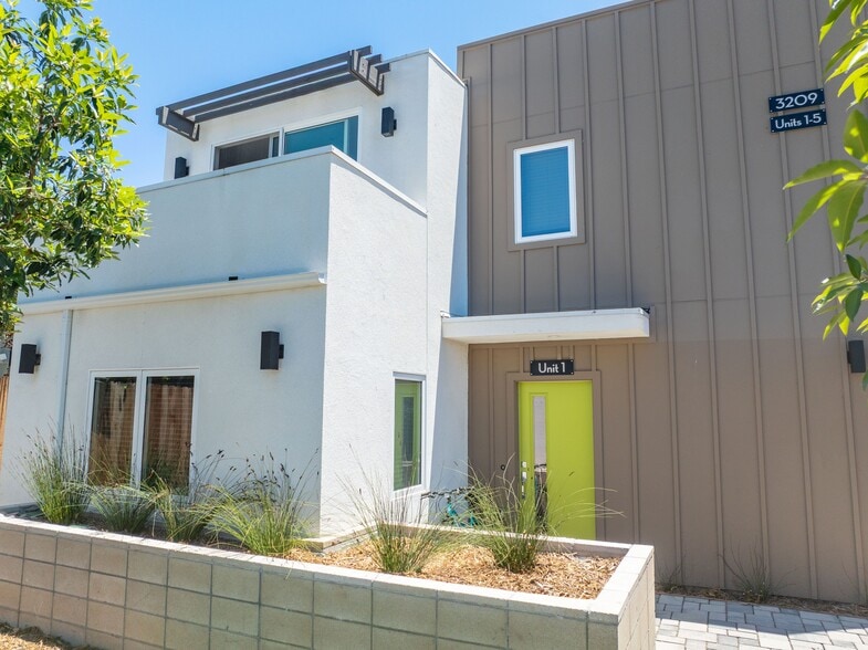 3209 L St, San Diego, CA for sale - Building Photo - Image 2 of 25