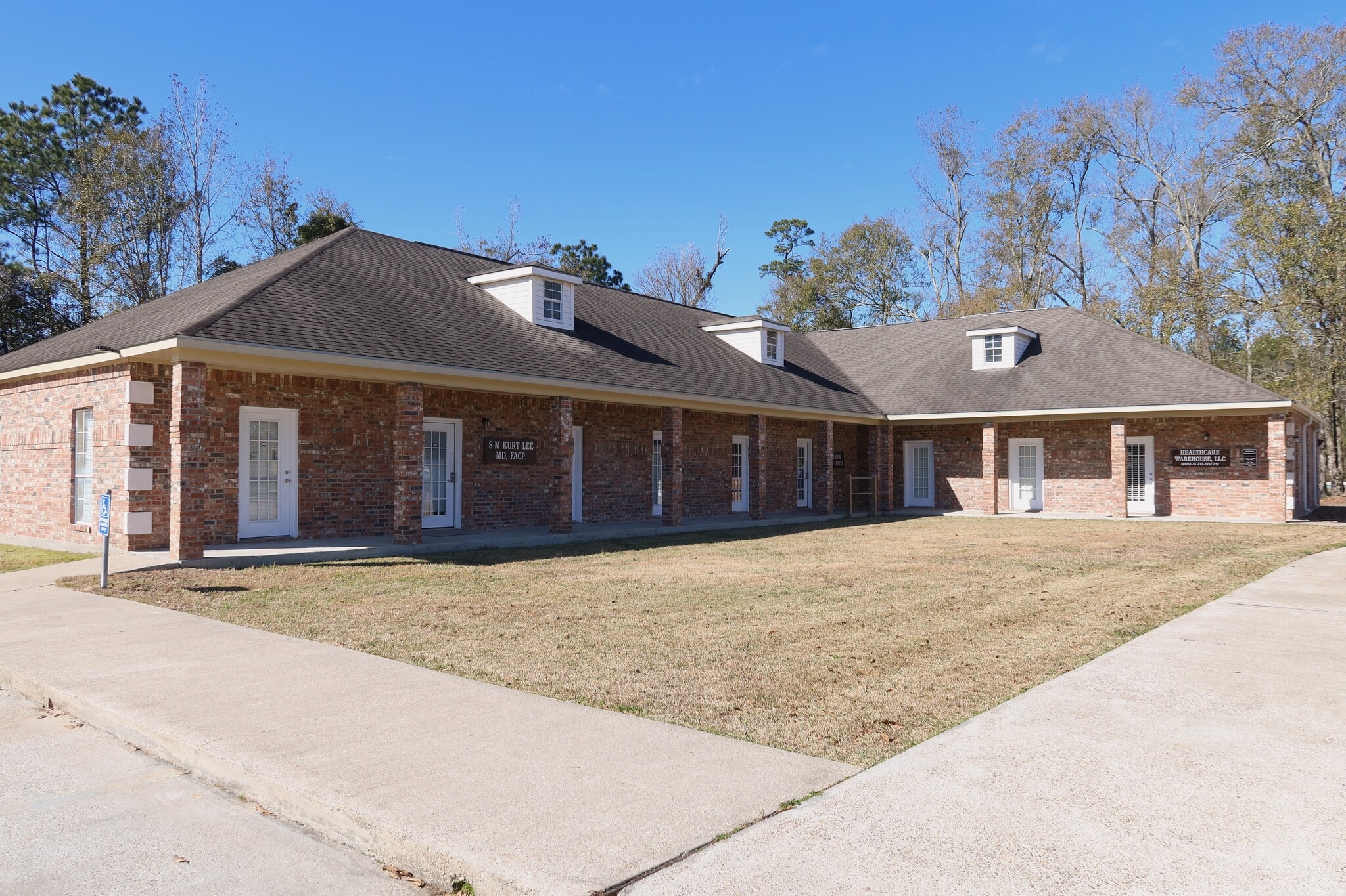1301 Martin Luther King Jr Dr, Orange, TX for lease Building Photo- Image 1 of 18