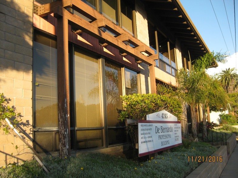 4245 Capitola Rd, Capitola, CA for lease - Building Photo - Image 1 of 6