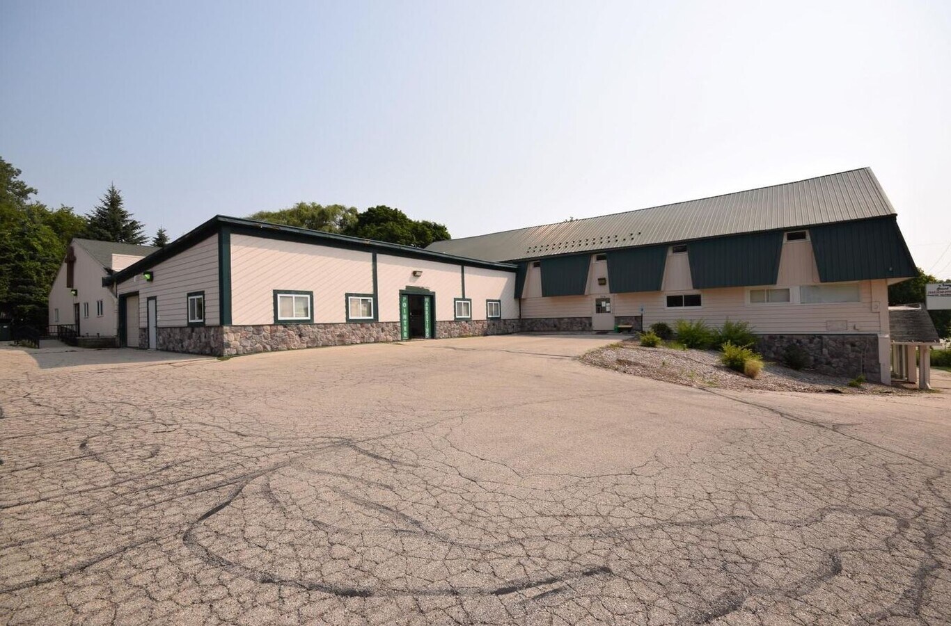 7019 State Road 144, West Bend, WI 53090