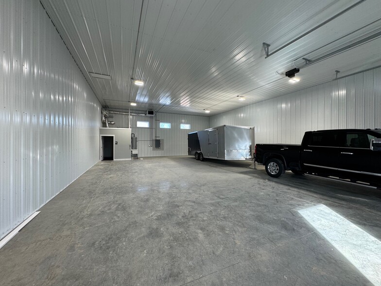 6035 Rome Cir, Rochester, MN for lease - Building Photo - Image 2 of 4