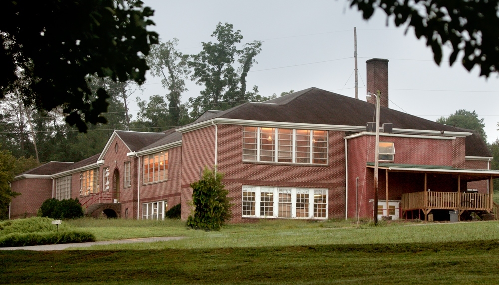 414 Whittier School Rd, Whittier, NC for sale Building Photo- Image 1 of 1