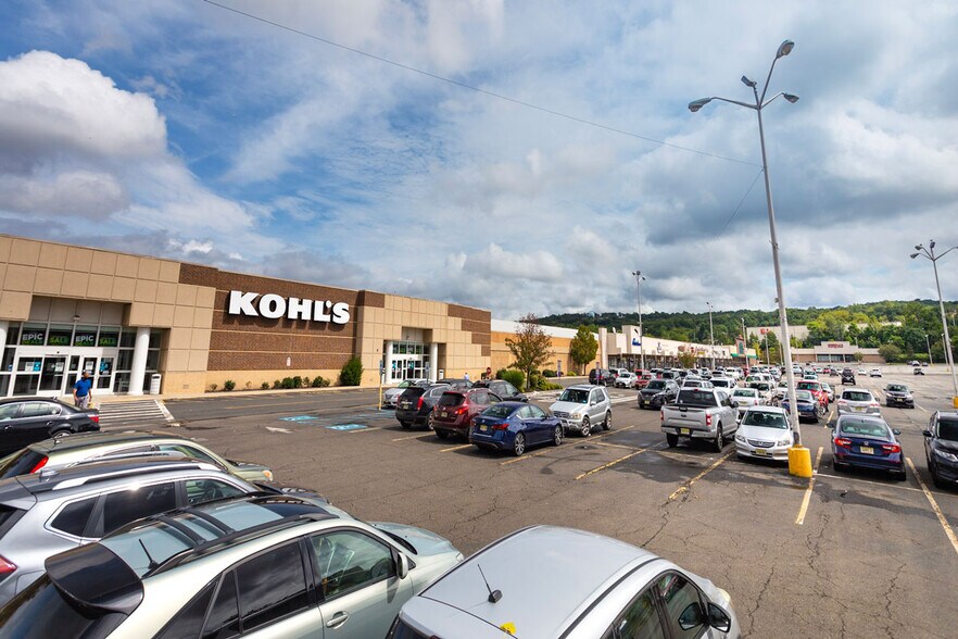 1710 Us Highway 46 Little Falls Nj 07424 Route 46 Plaza Loopnet Com
