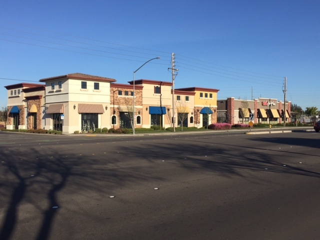 1533B Oakdale Rd, Modesto, CA for sale - Building Photo - Image 1 of 1