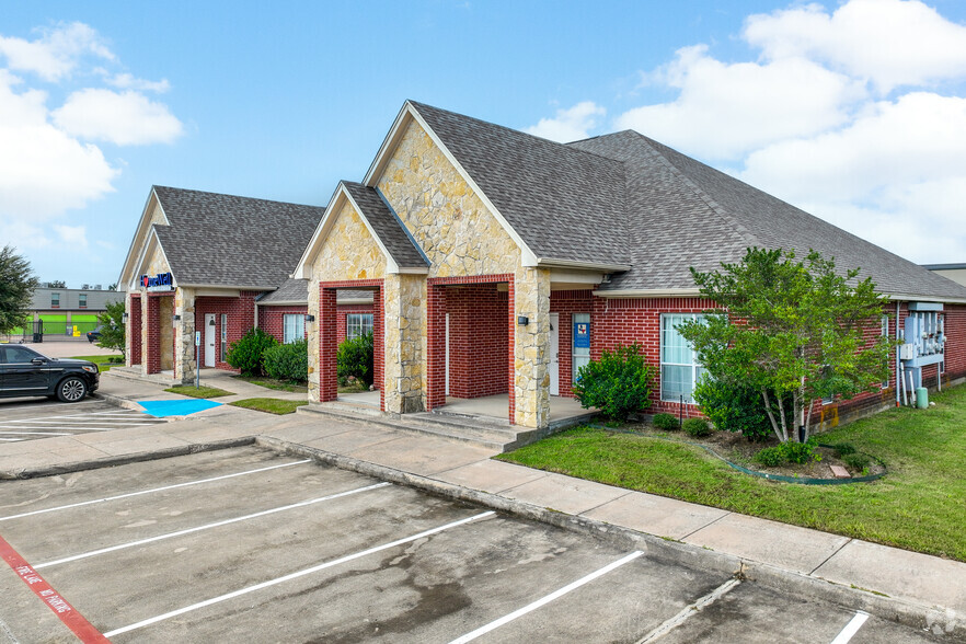 5583 Davis Blvd, North Richland Hills, TX for sale - Building Photo - Image 3 of 25