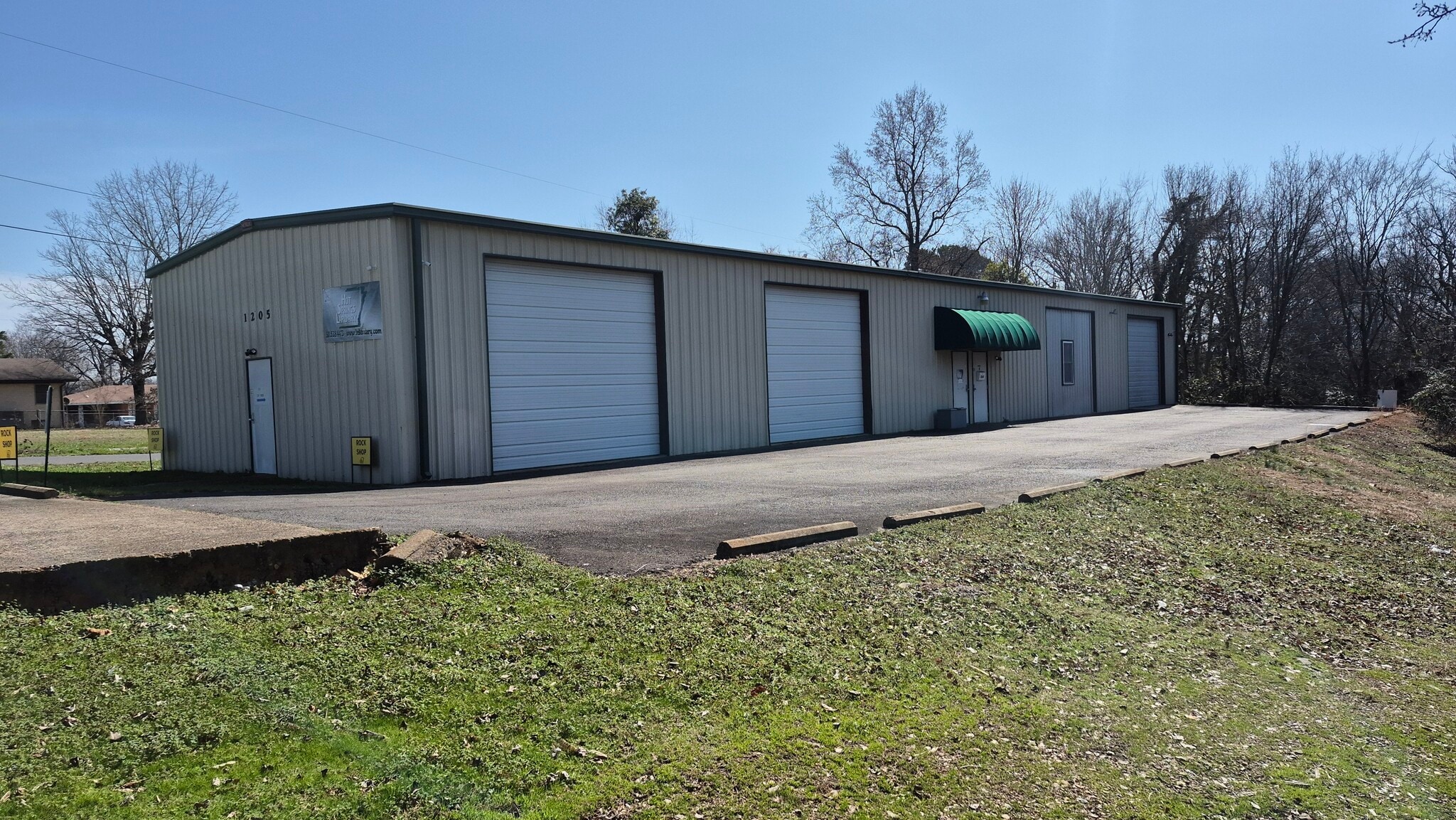 1205 Albert Pike Rd, Hot Springs, AR for lease Building Photo- Image 1 of 2