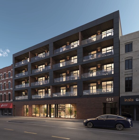691 Milwaukee Ave, Chicago, IL for lease - Primary Photo - Image 1 of 3