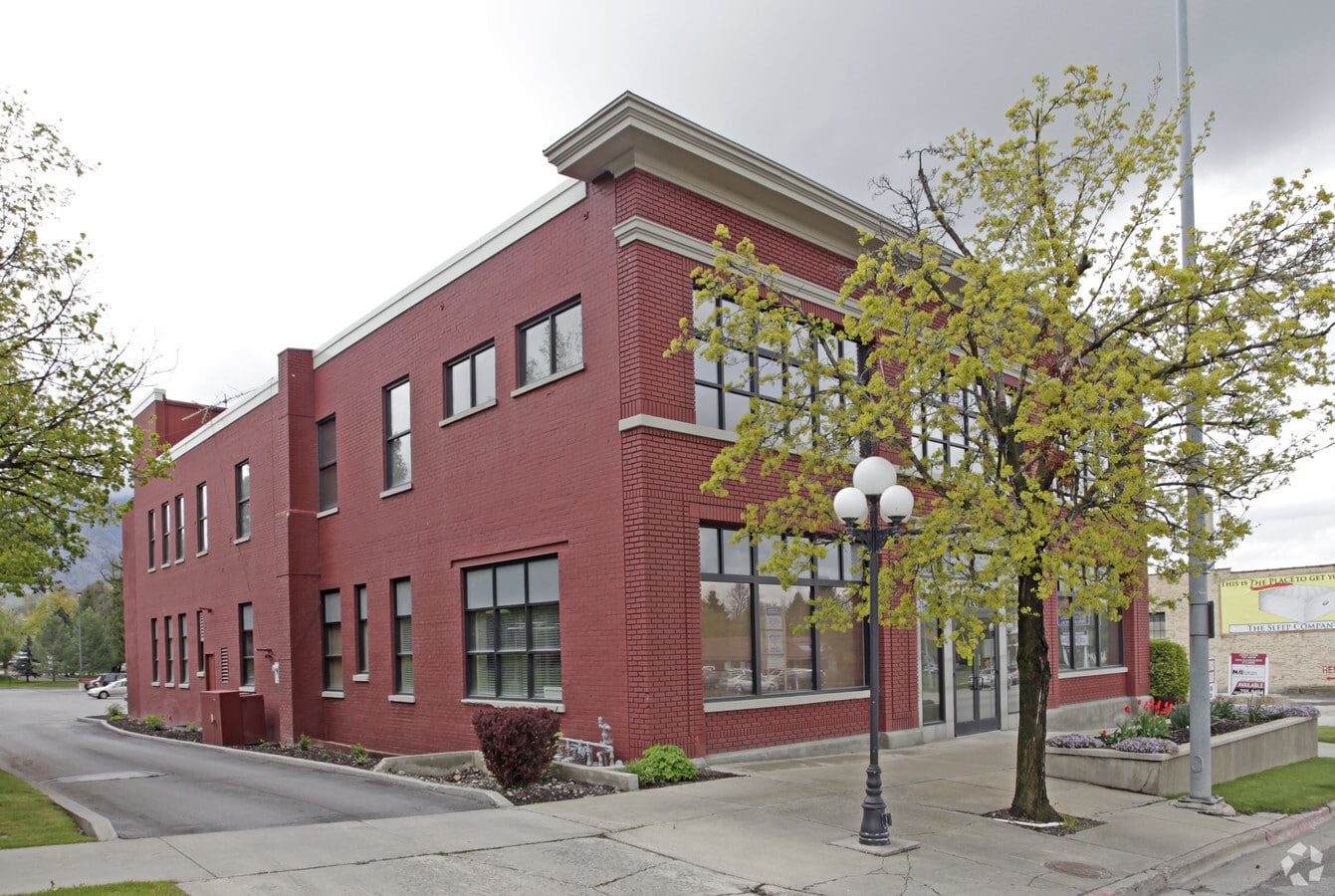 130 S Main St, Logan, UT 84321