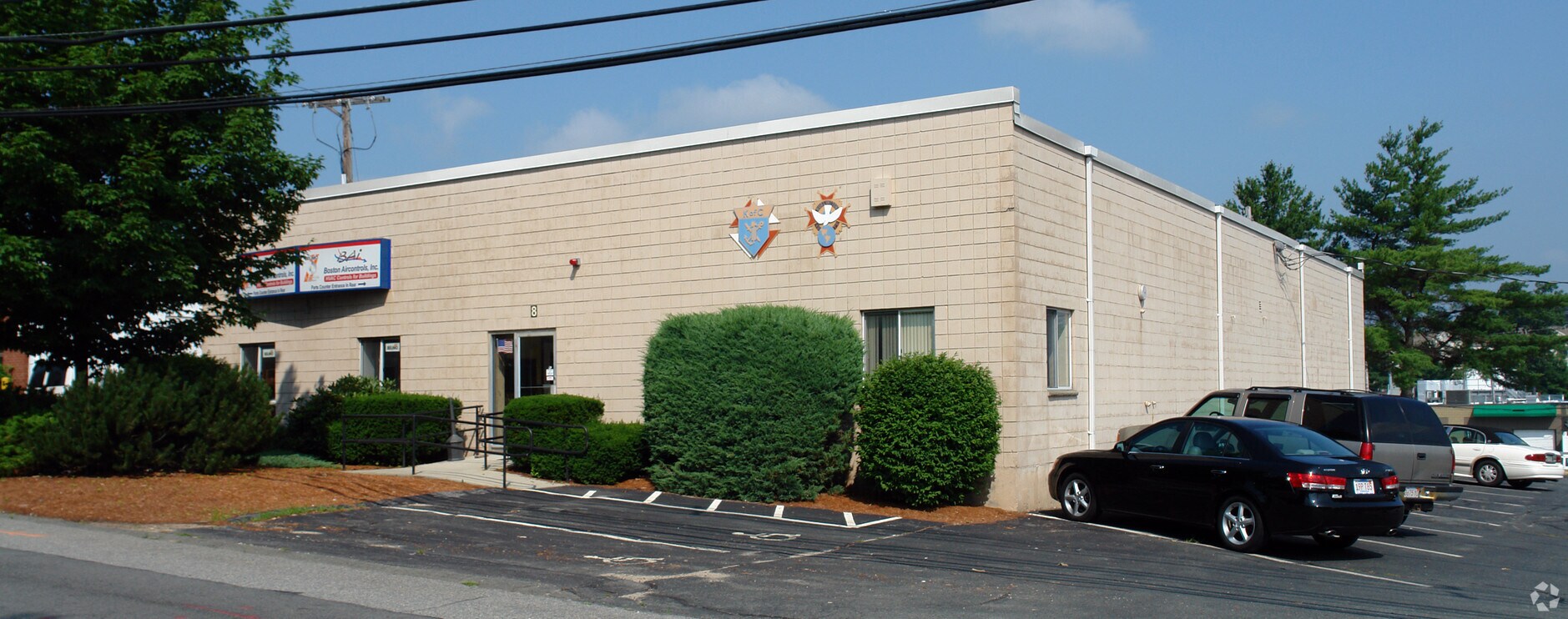 8 Blanchard Rd, Burlington, MA 01803