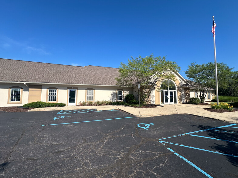 4211 Division Ave, Comstock Park, MI 49321 - Office for Sale | LoopNet