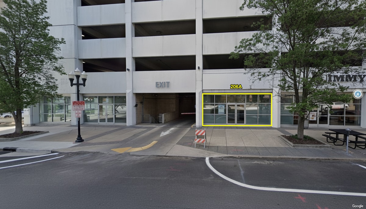 211 Fulton St, Peoria, IL for lease Interior Photo- Image 1 of 1