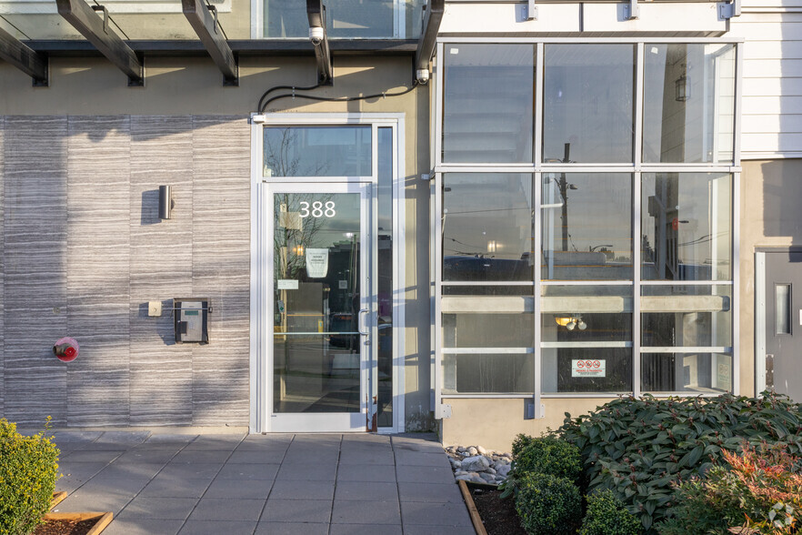 3601-3627 E Hastings St, Vancouver, BC for sale - Building Photo - Image 3 of 6