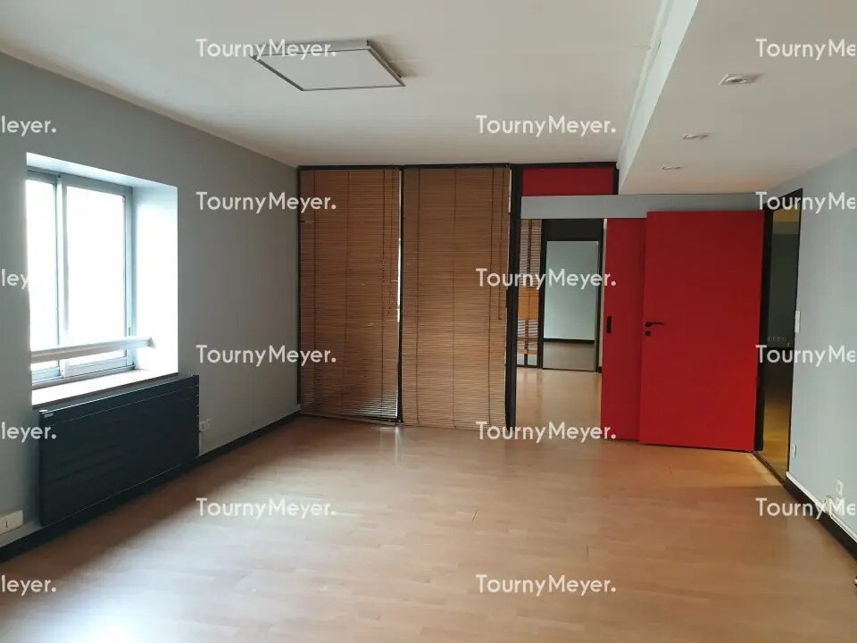 Office in Nantes for lease Interior Photo- Image 1 of 4