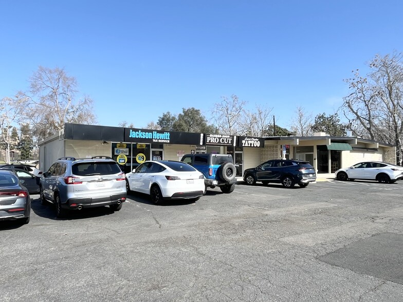 601-605 Douglas Blvd, Roseville, CA for lease - Building Photo - Image 1 of 7
