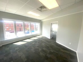 504-516 Broadway, Kingston, NY for lease Interior Photo- Image 1 of 7