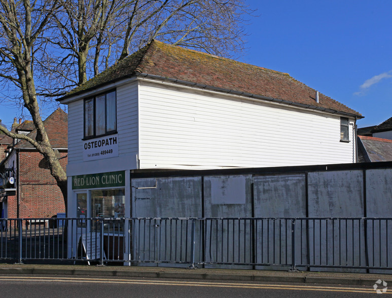 Red Lion Sq, Hythe for lease - Building Photo - Image 3 of 4