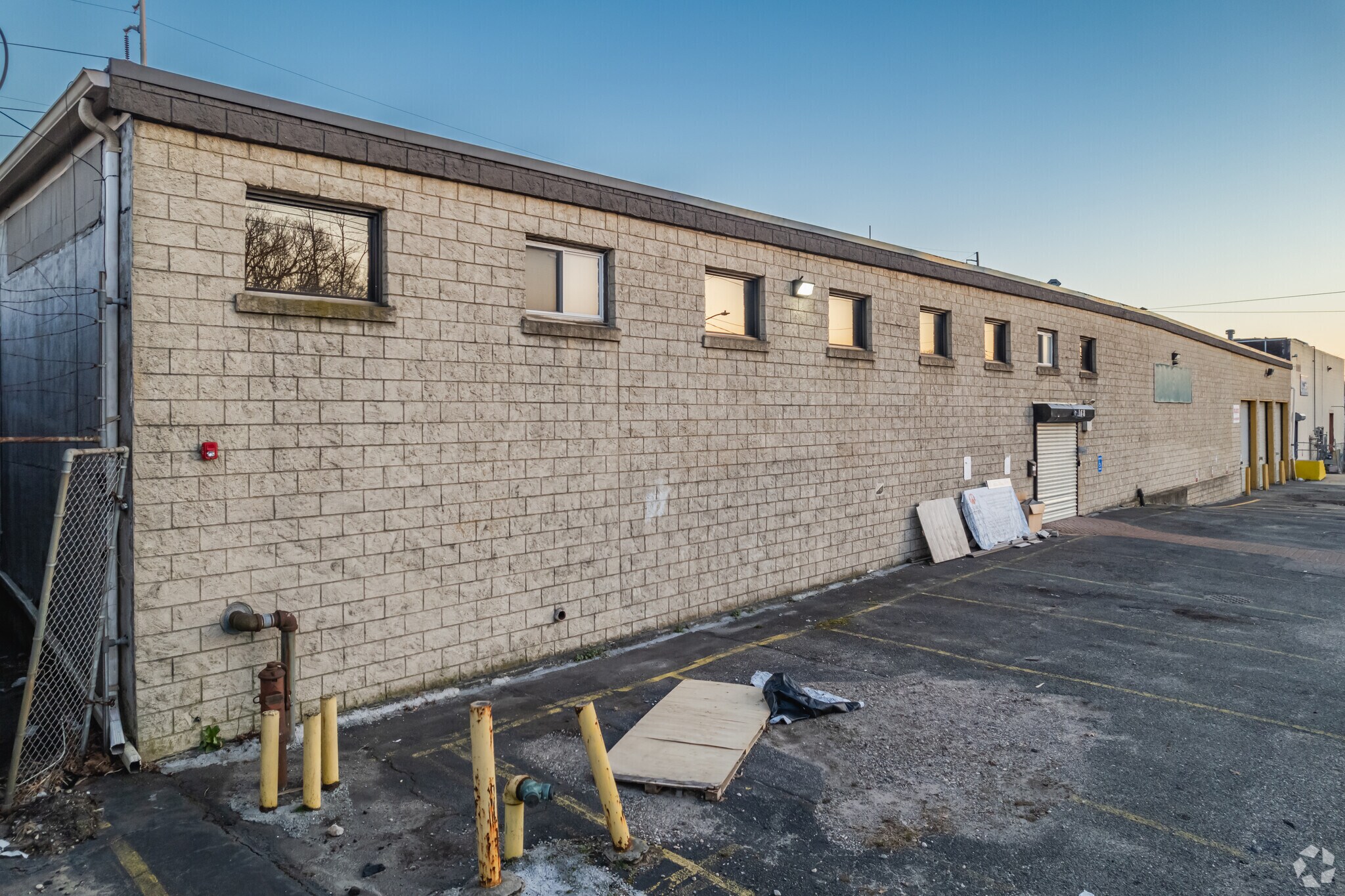 168 Railroad St, Huntington, NY for sale Primary Photo- Image 1 of 1