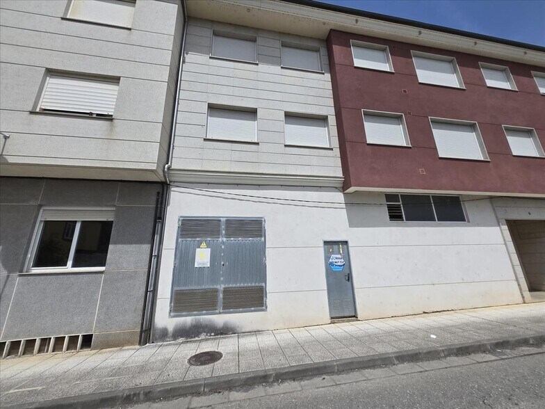 Retail in Baralla for sale - Building Photo - Image 3 of 12