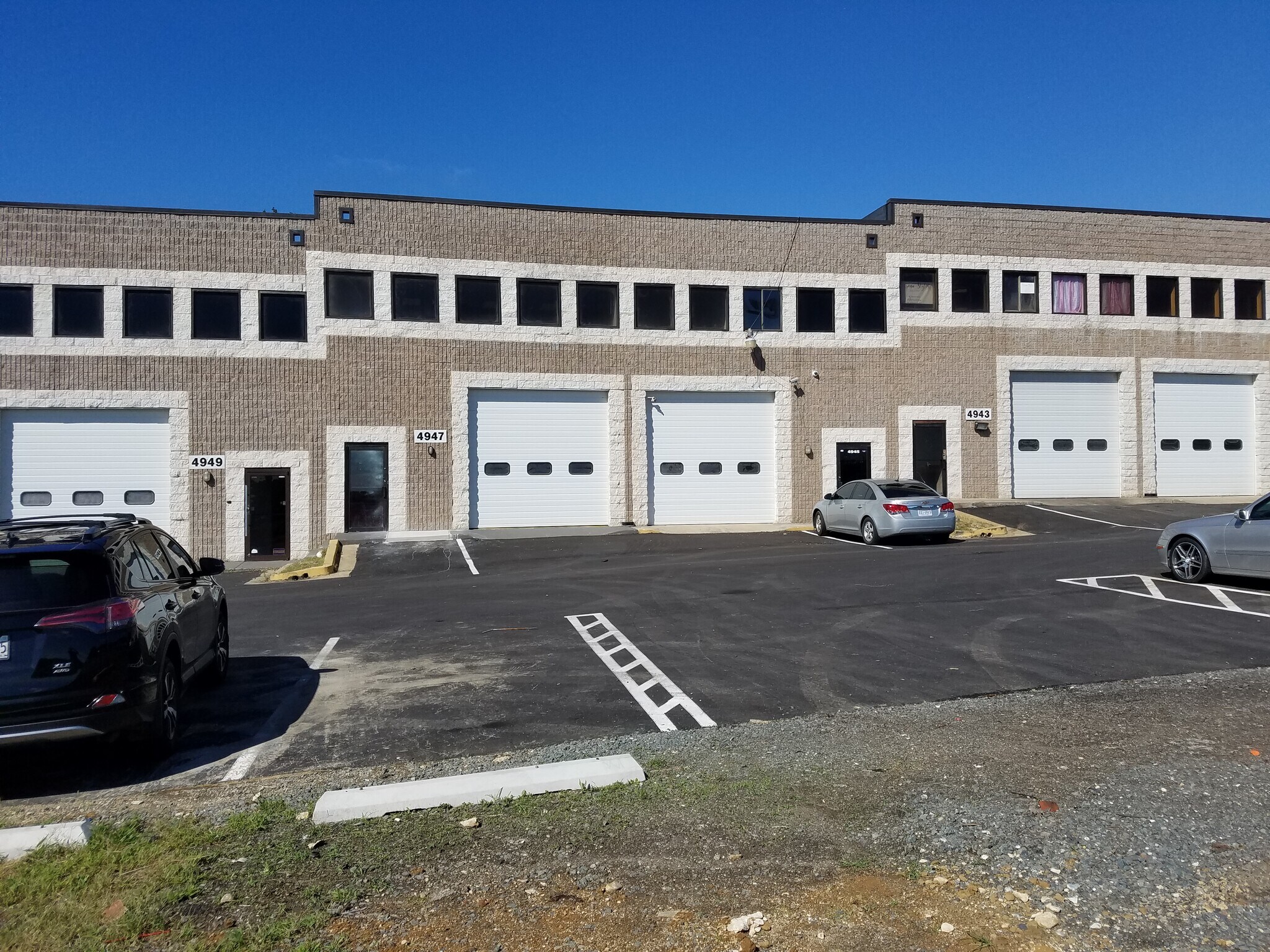 4925-4949 Beech Rd, Temple Hills, MD for lease Building Photo- Image 1 of 11