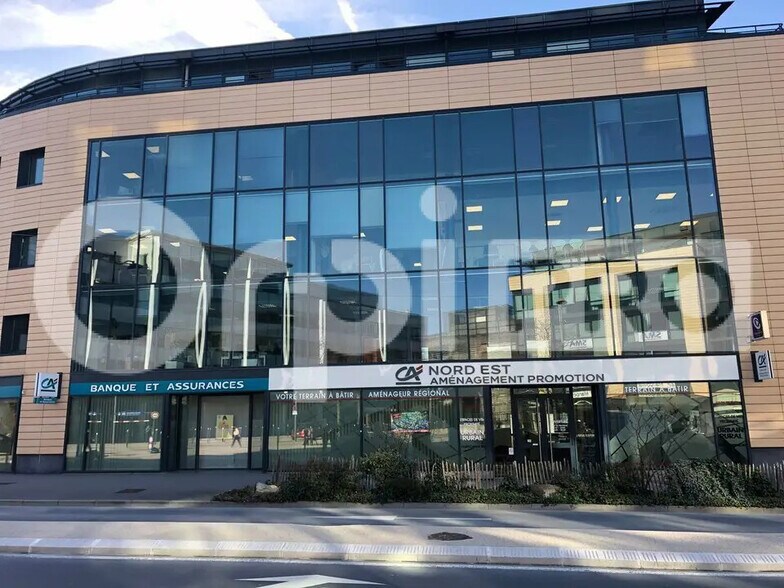 Office in for lease - Building Photo - Image 1 of 4