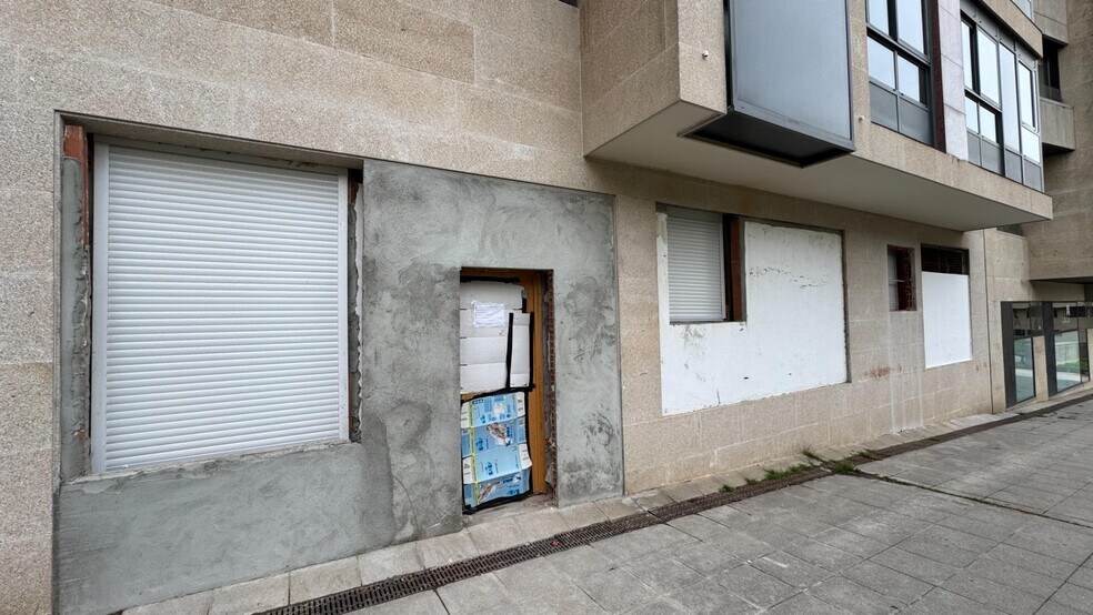 Retail in Vigo, Pontevedra for sale - Building Photo - Image 1 of 8