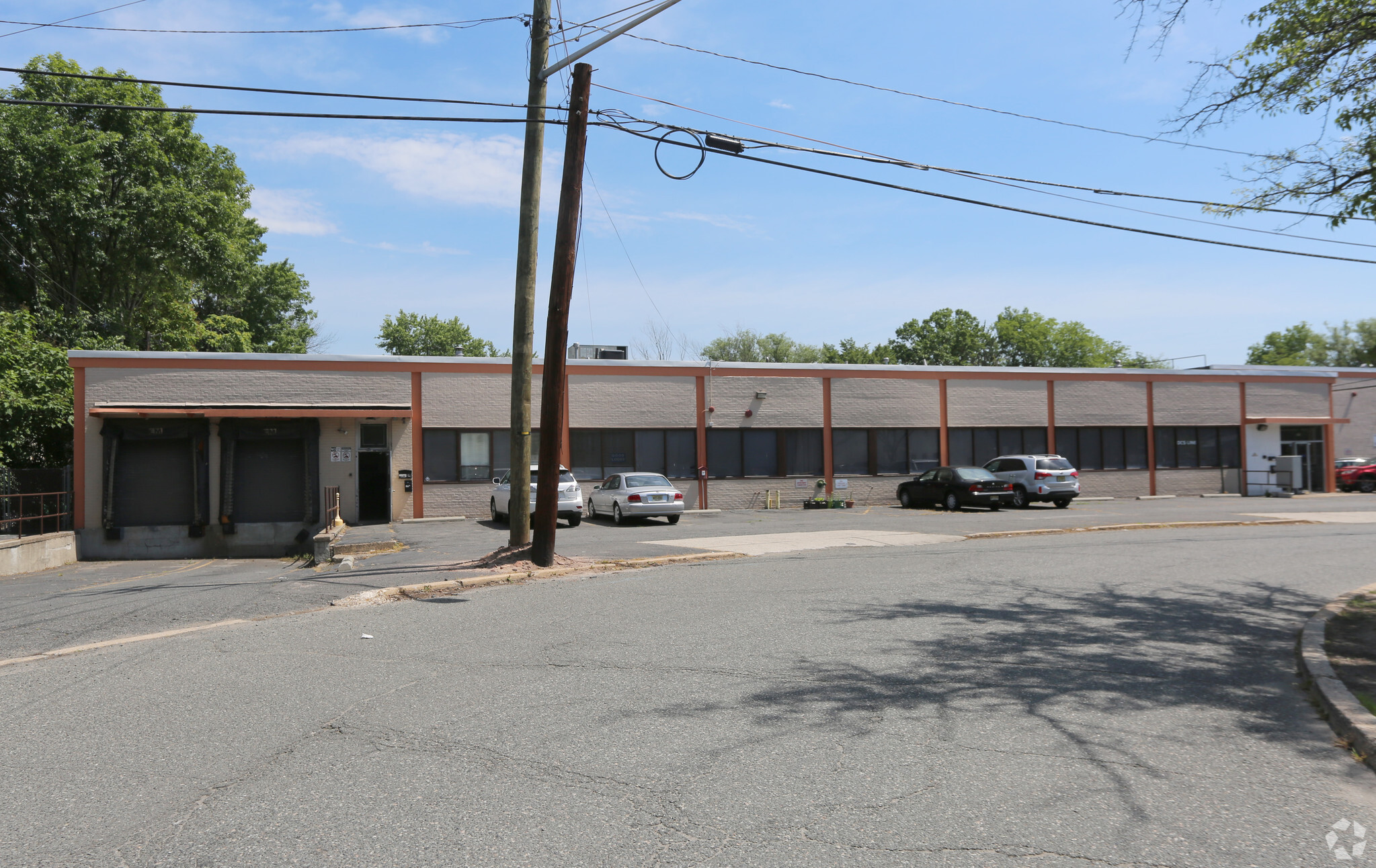 455 Alfred Ave, Teaneck, NJ for sale Primary Photo- Image 1 of 1